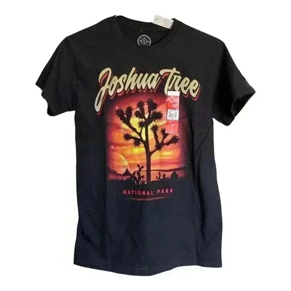 DOM JOSHUA TREE NATIONAL PARK BLACK Short Sleeve Crew Neck T-Shirt Sz S 34/36 - Picture 1 of 2